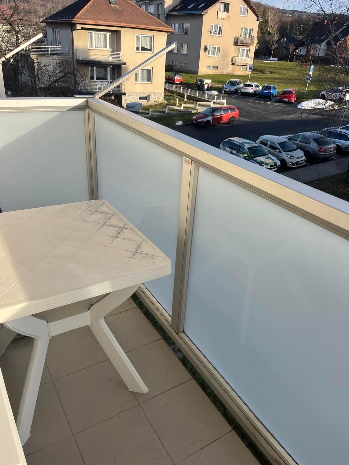 Appartement Ubytovani V Soukromi S Infrasaunou, Bezeckym Pasem A Cyklotrenazerem à Jeseník Extérieur photo